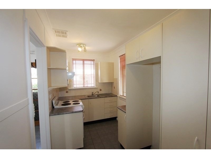 18 Elm Street, Goulburn NSW 2580