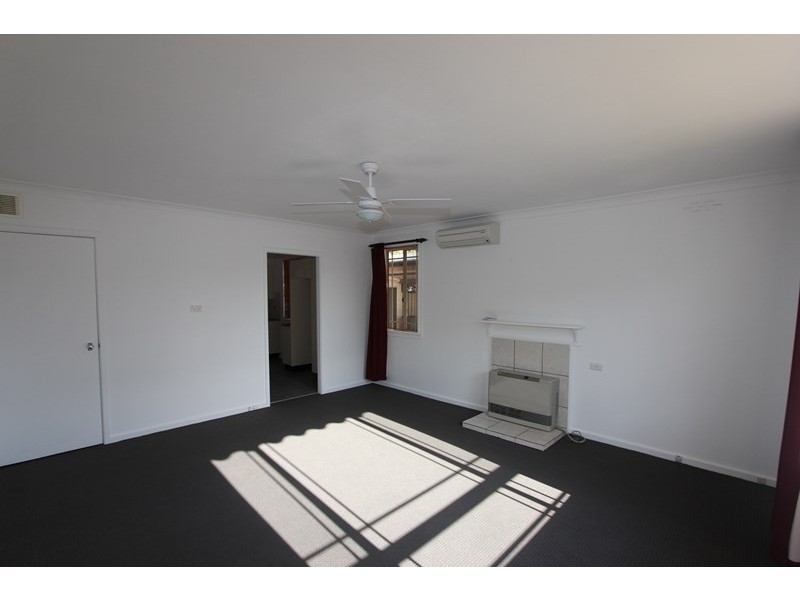 18 Elm Street, Goulburn NSW 2580