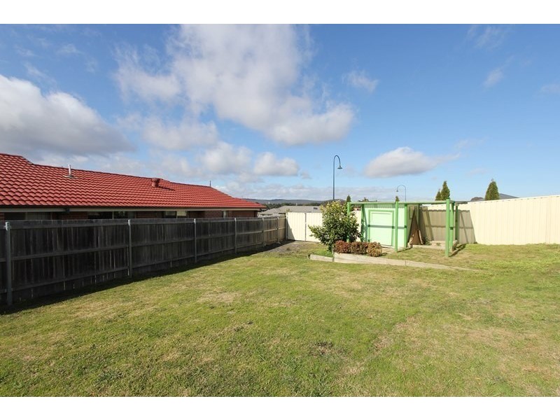 10 Monastery Drive, Goulburn NSW 2580