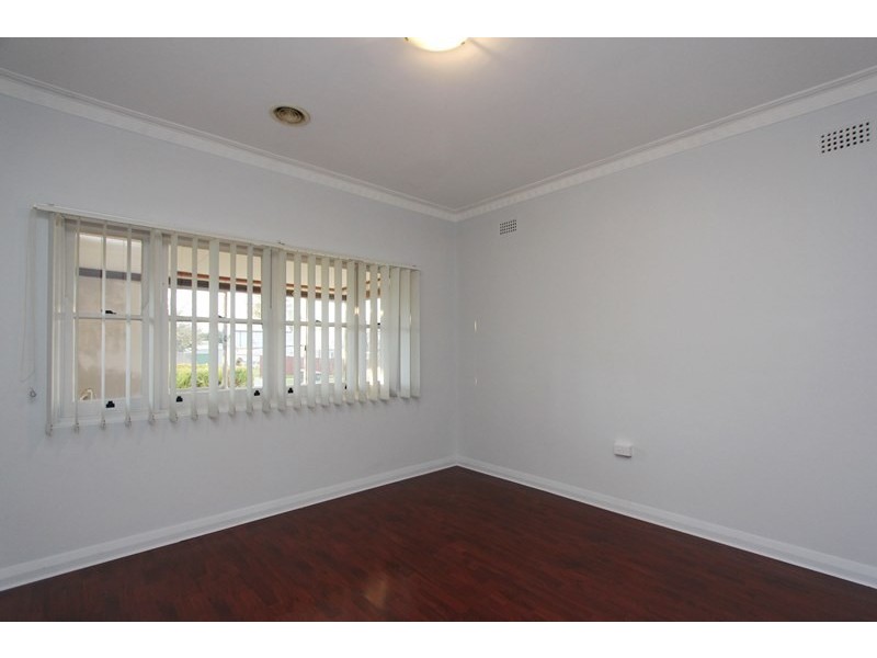 6 Opal Street, Goulburn NSW 2580