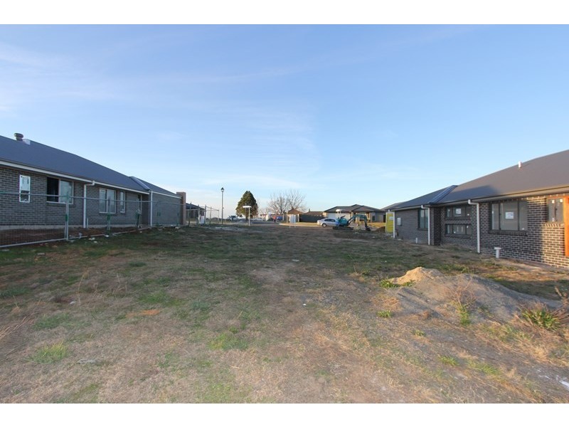 Lot 81, 66 Mewburn Drive, Goulburn NSW 2580