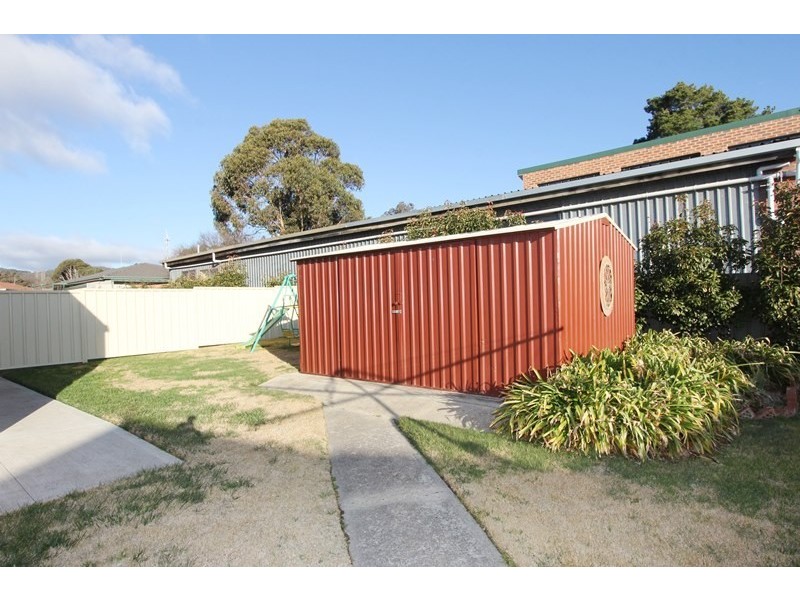 24 Long Street, Goulburn NSW 2580