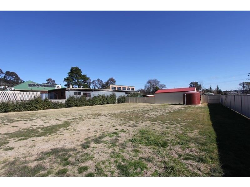 24 Long Street, Goulburn NSW 2580