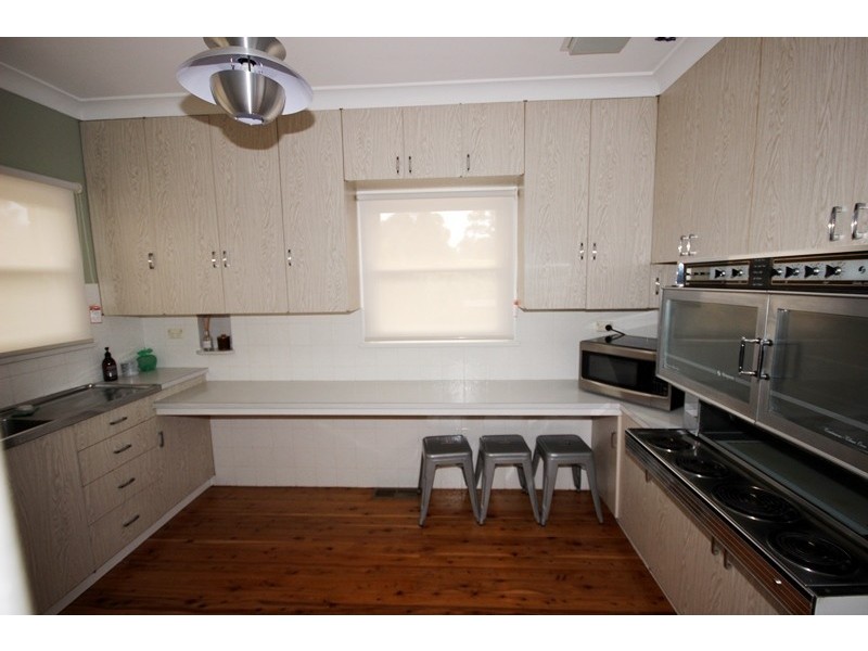 80 Cathcart Street, Goulburn NSW 2580
