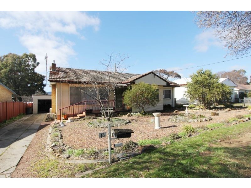 13 Emmerson Street, Goulburn NSW 2580