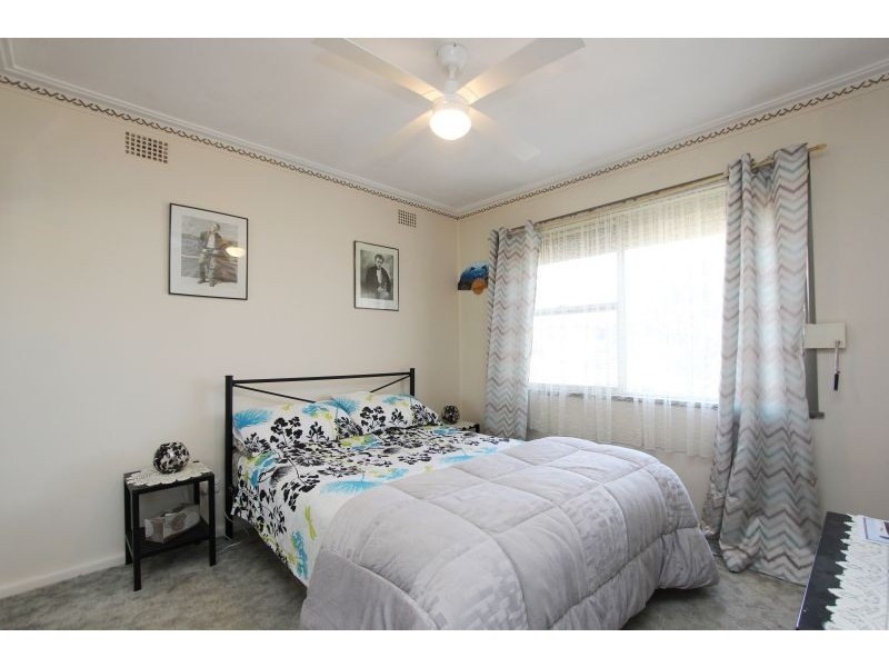 13 Emmerson Street, Goulburn NSW 2580