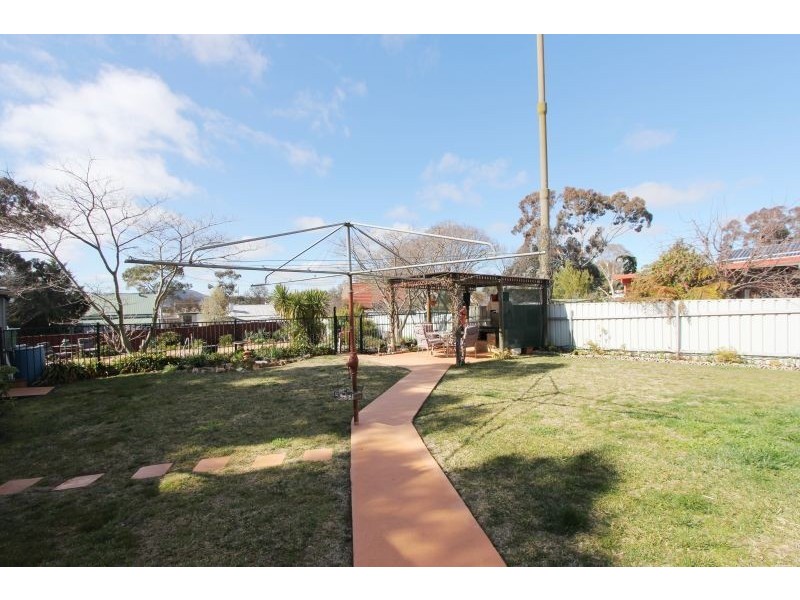 13 Emmerson Street, Goulburn NSW 2580