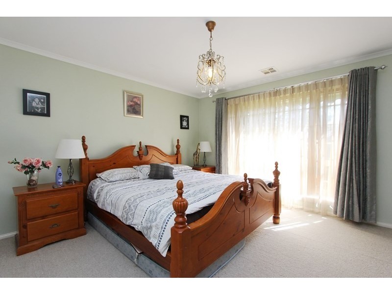3 Brendas Drive, Goulburn NSW 2580