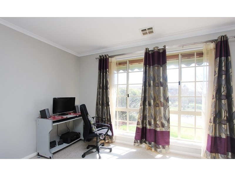 3 Brendas Drive, Goulburn NSW 2580