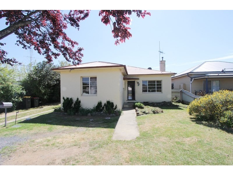 19 Princes Avenue, Goulburn NSW 2580