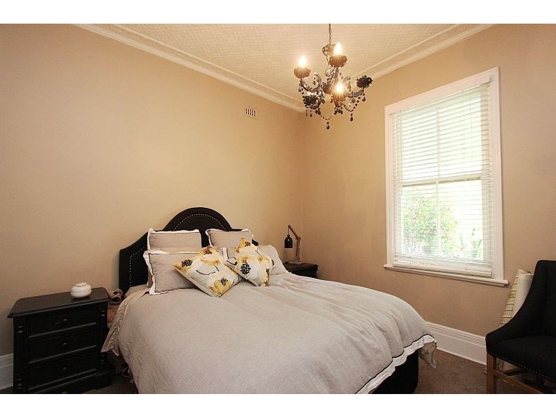 60 Taralga Road, Goulburn NSW 2580