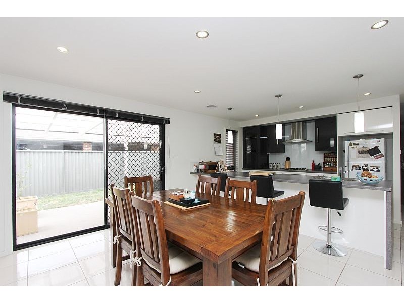 2 Hazelwood Place, Goulburn NSW 2580