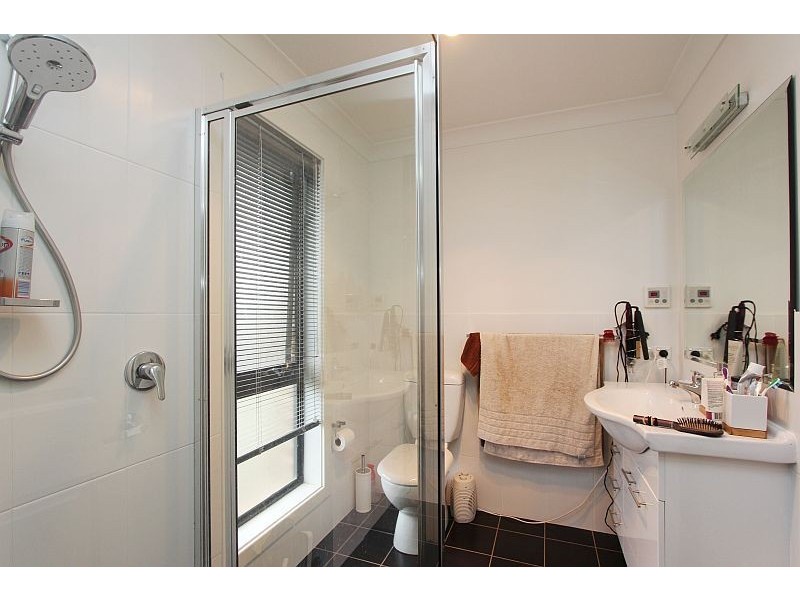 2 Hazelwood Place, Goulburn NSW 2580