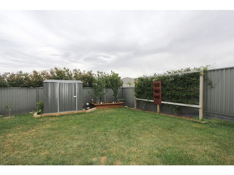 2 Hazelwood Place, Goulburn NSW 2580
