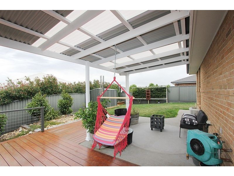 2 Hazelwood Place, Goulburn NSW 2580