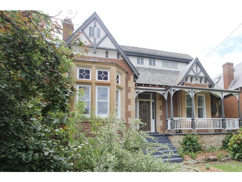 67 Clinton Street, Goulburn NSW 2580