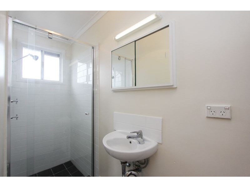 67 Clinton Street, Goulburn NSW 2580