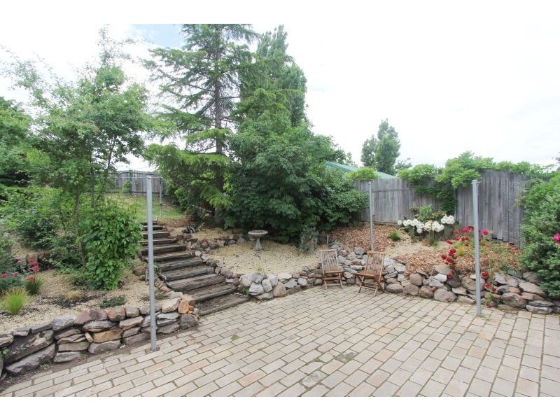 67 Clinton Street, Goulburn NSW 2580