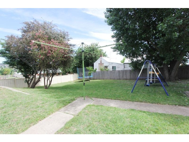 10 Leeson Street, Goulburn NSW 2580