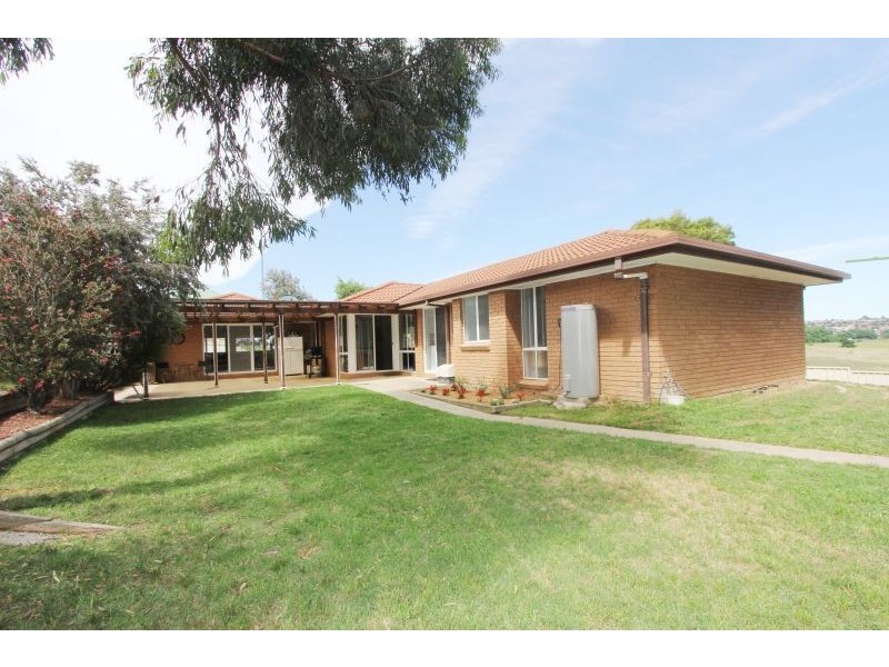 10 Leeson Street, Goulburn NSW 2580