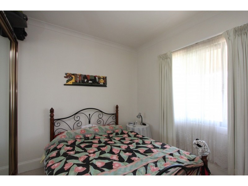 12 John Street, Goulburn NSW 2580