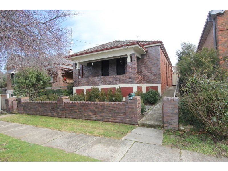 92 Bourke Street, Goulburn NSW 2580