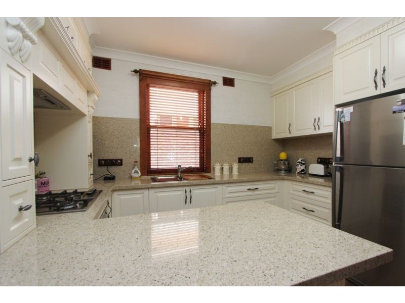 92 Bourke Street, Goulburn NSW 2580