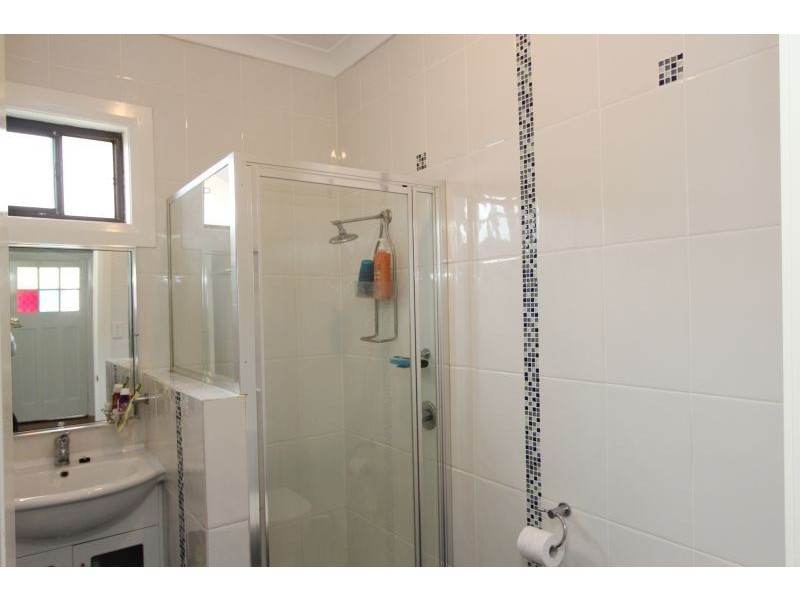 4 Gibson Street, Goulburn NSW 2580
