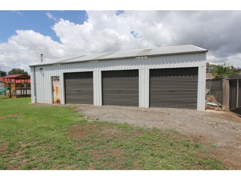 4 Gibson Street, Goulburn NSW 2580
