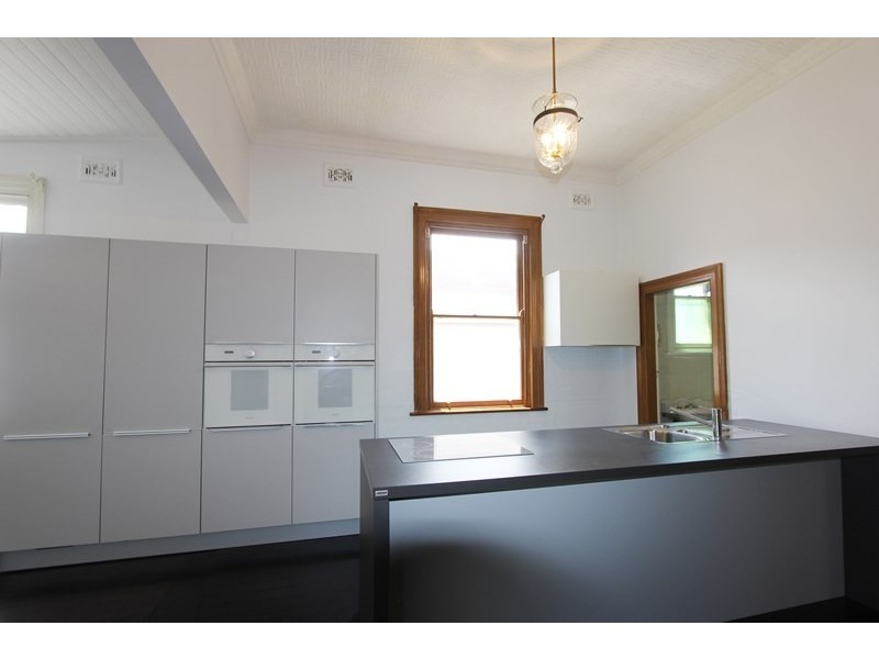 216 Cowper Street, Goulburn NSW 2580