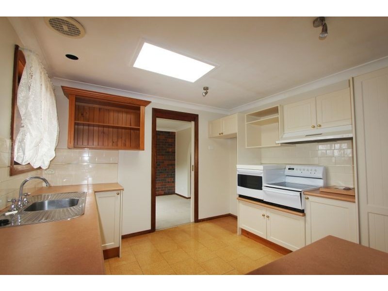 83 Cathcart Street, Goulburn NSW 2580