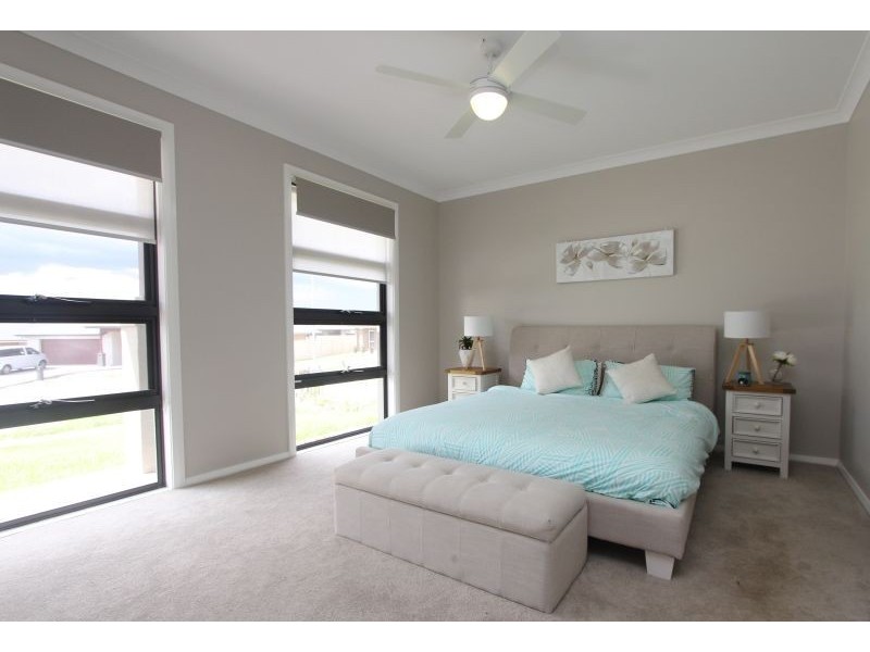 6 Fraser Close, Goulburn NSW 2580