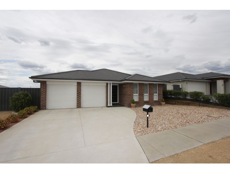 15 Heath Street, Goulburn NSW 2580