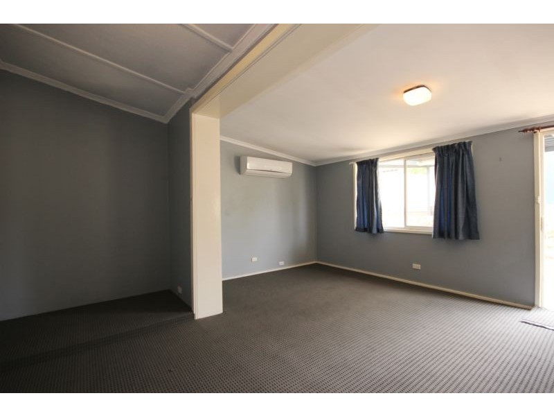 129 Clinton Street, Goulburn NSW 2580