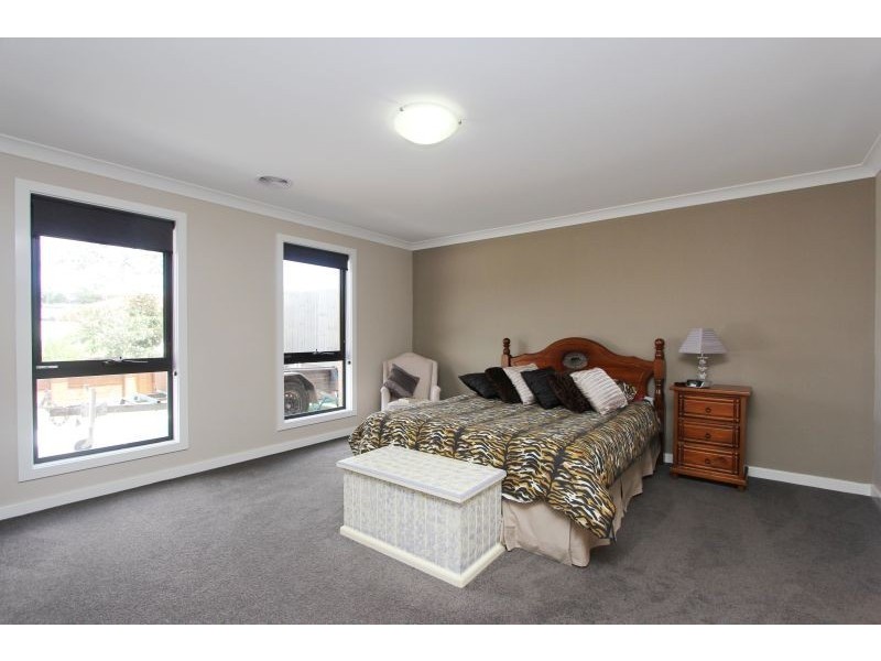 8 Cahill Place, Goulburn NSW 2580