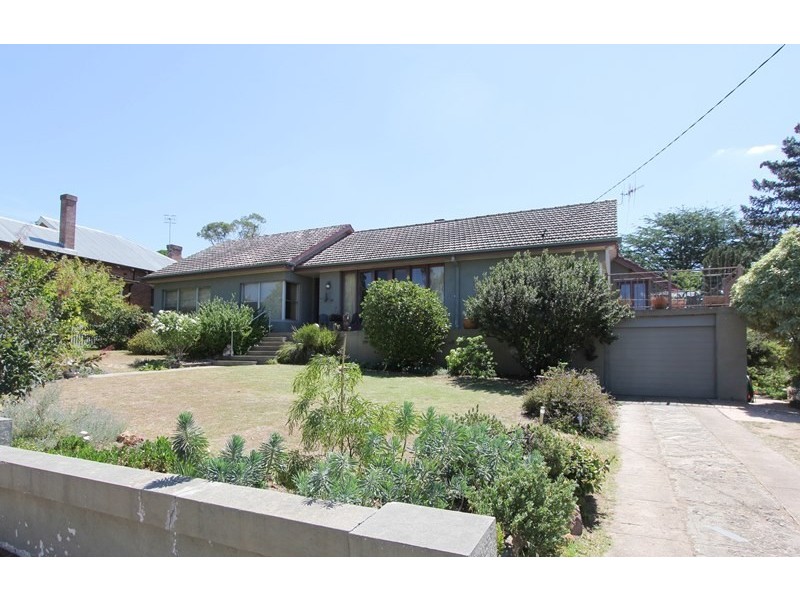 128 Deccan Street, Goulburn NSW 2580