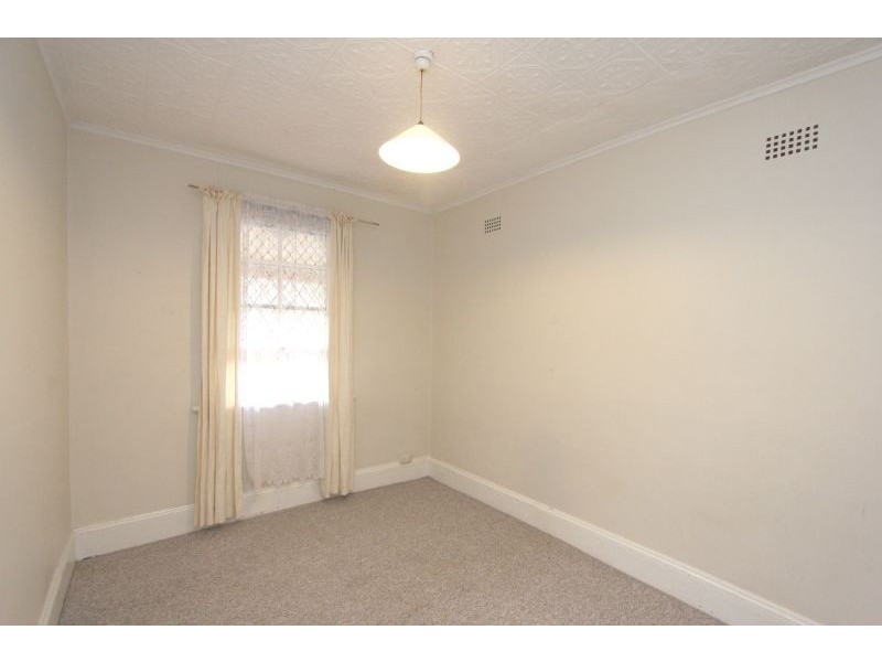 23 Reynolds Street, Goulburn NSW 2580