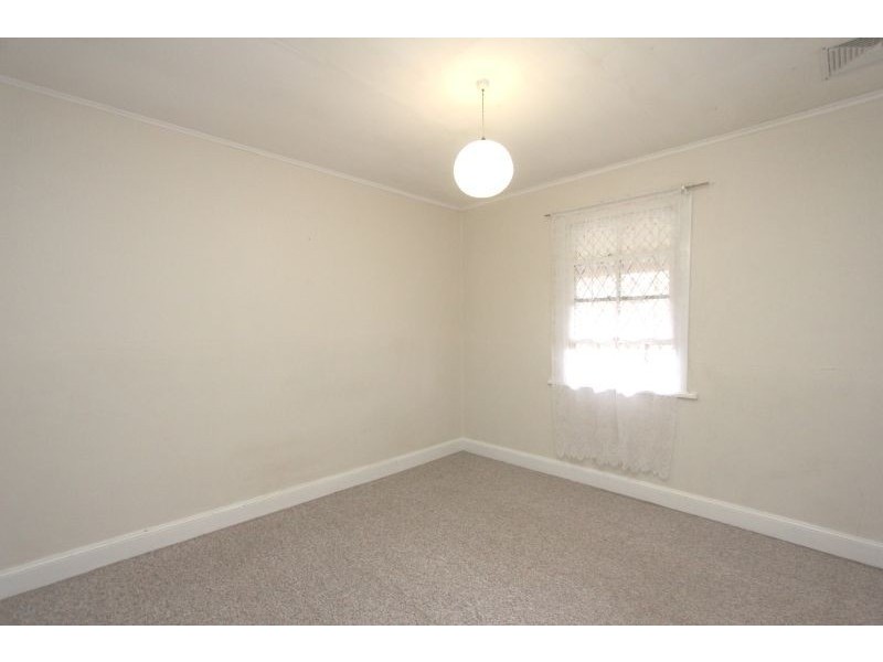 23 Reynolds Street, Goulburn NSW 2580