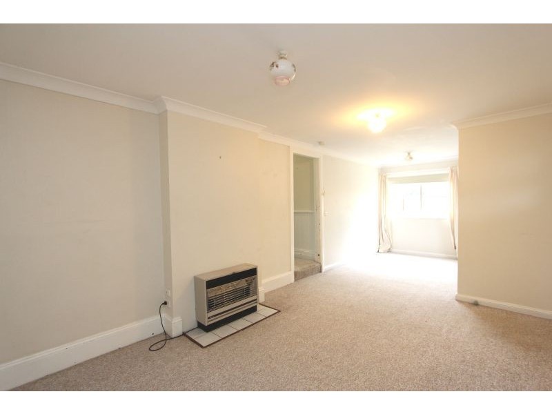 23 Reynolds Street, Goulburn NSW 2580