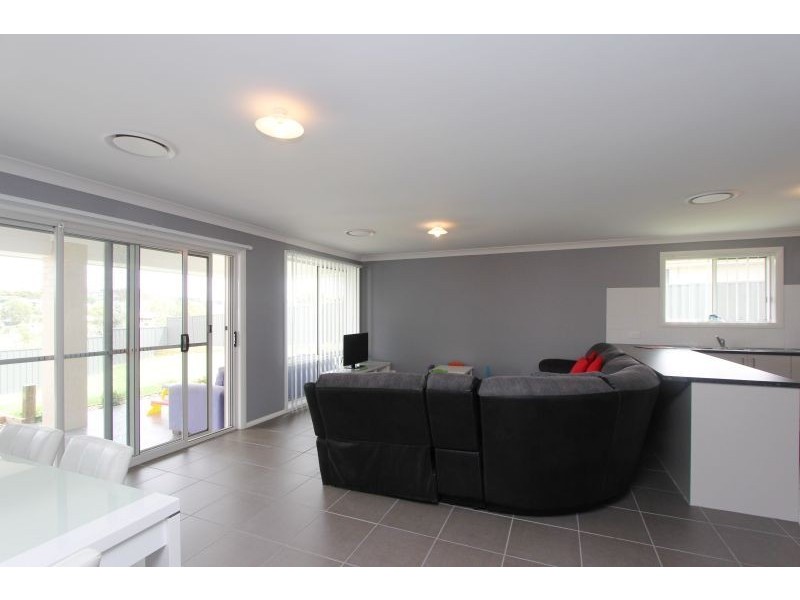 78 Mewburn Drive, Goulburn NSW 2580