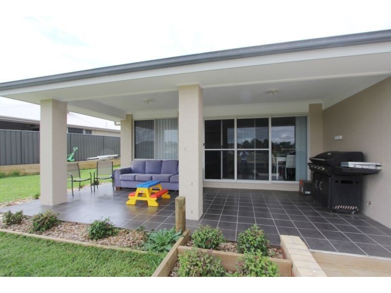 78 Mewburn Drive, Goulburn NSW 2580