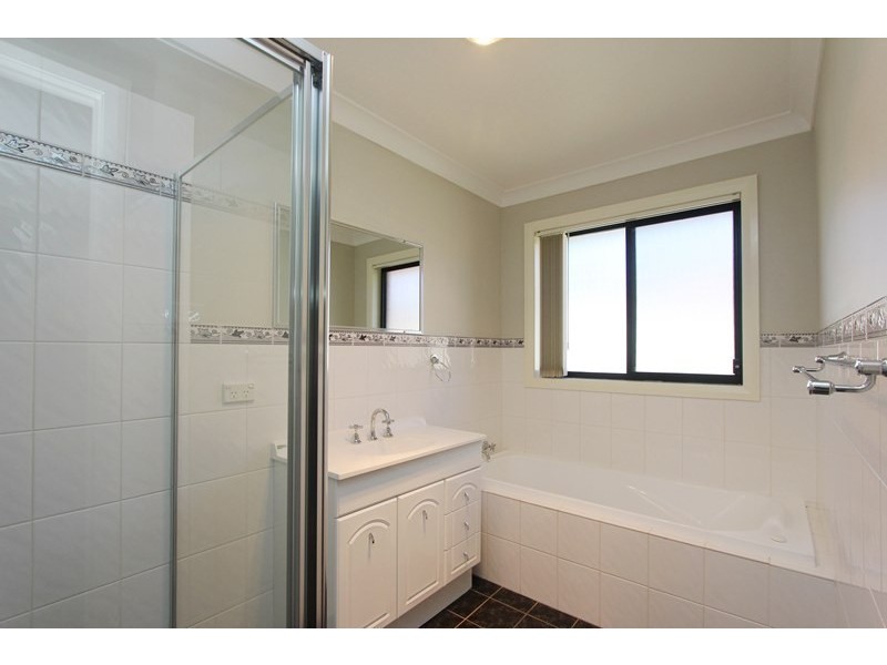 5 Rossi Place, Goulburn NSW 2580