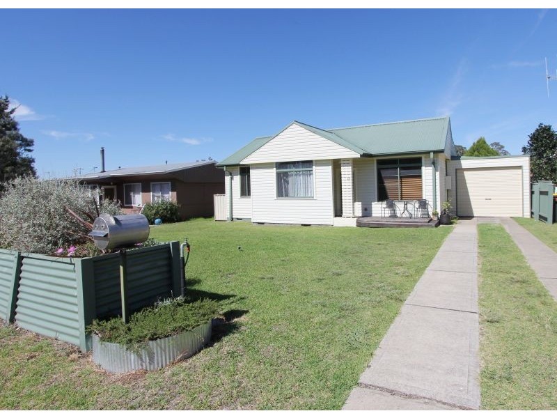 24 Wyatt Street, Goulburn NSW 2580