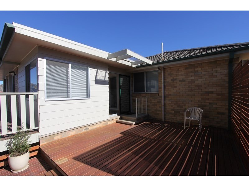 15 Yarrowlow Street, Goulburn NSW 2580