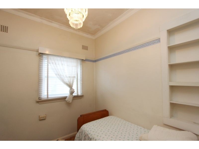 170 Clinton Street, Goulburn NSW 2580