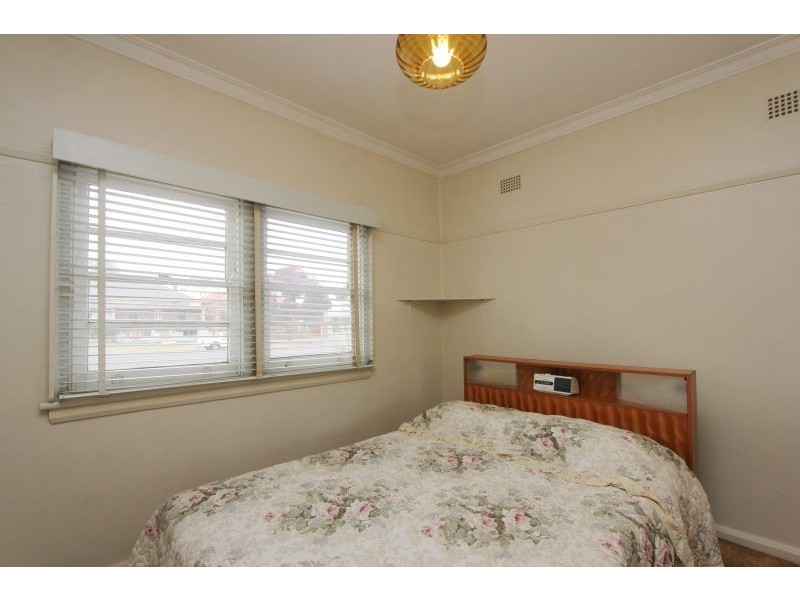 170 Clinton Street, Goulburn NSW 2580