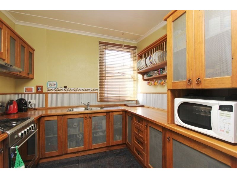 11 Joshua Street, Goulburn NSW 2580