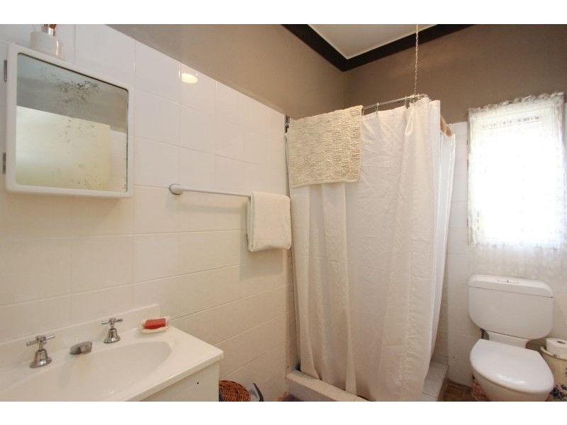 11 Joshua Street, Goulburn NSW 2580