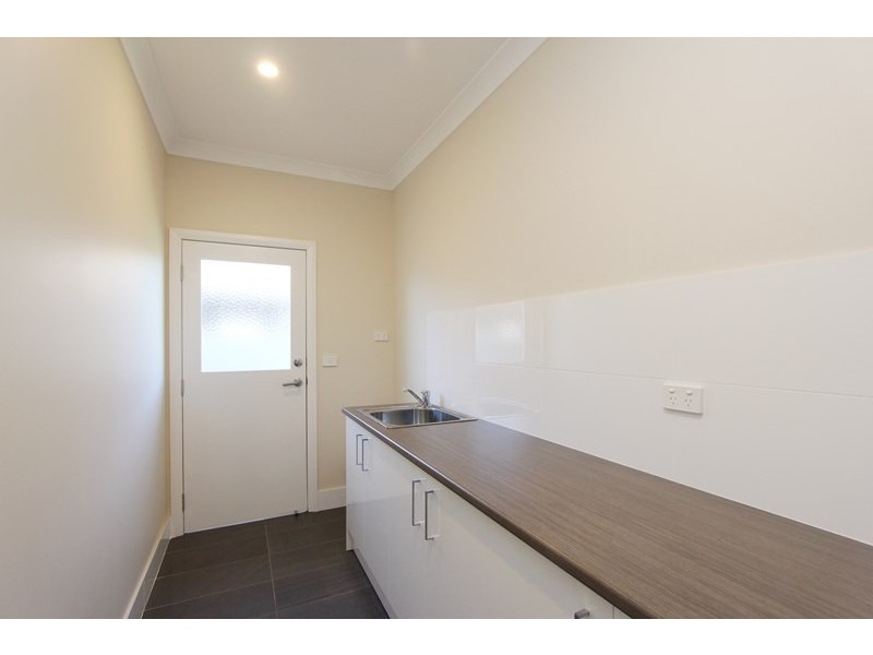 9 Fraser Close, Goulburn NSW 2580