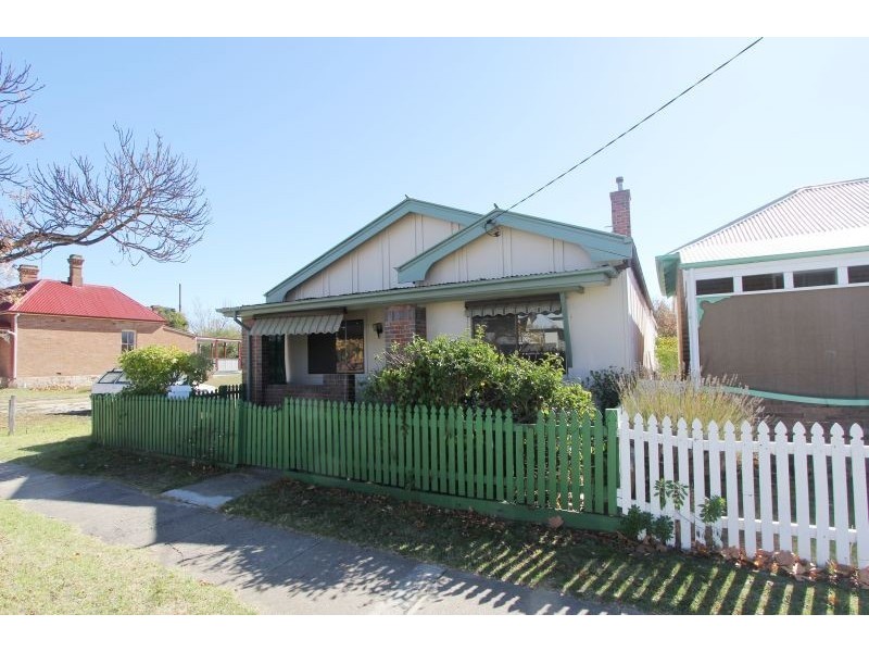 18 Lagoon Street, Goulburn NSW 2580